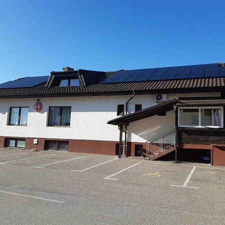 Hotel Gostisce Pri Rudiju Salovci Exterior foto