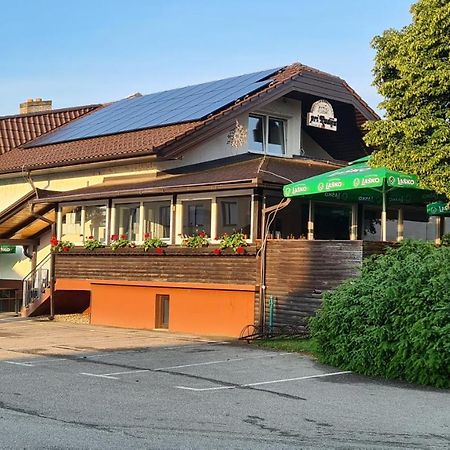 Hotel Gostisce Pri Rudiju Salovci Exterior foto